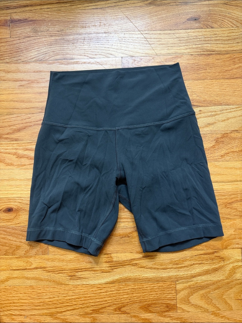 Lululemon align shorts size 4 dark grey